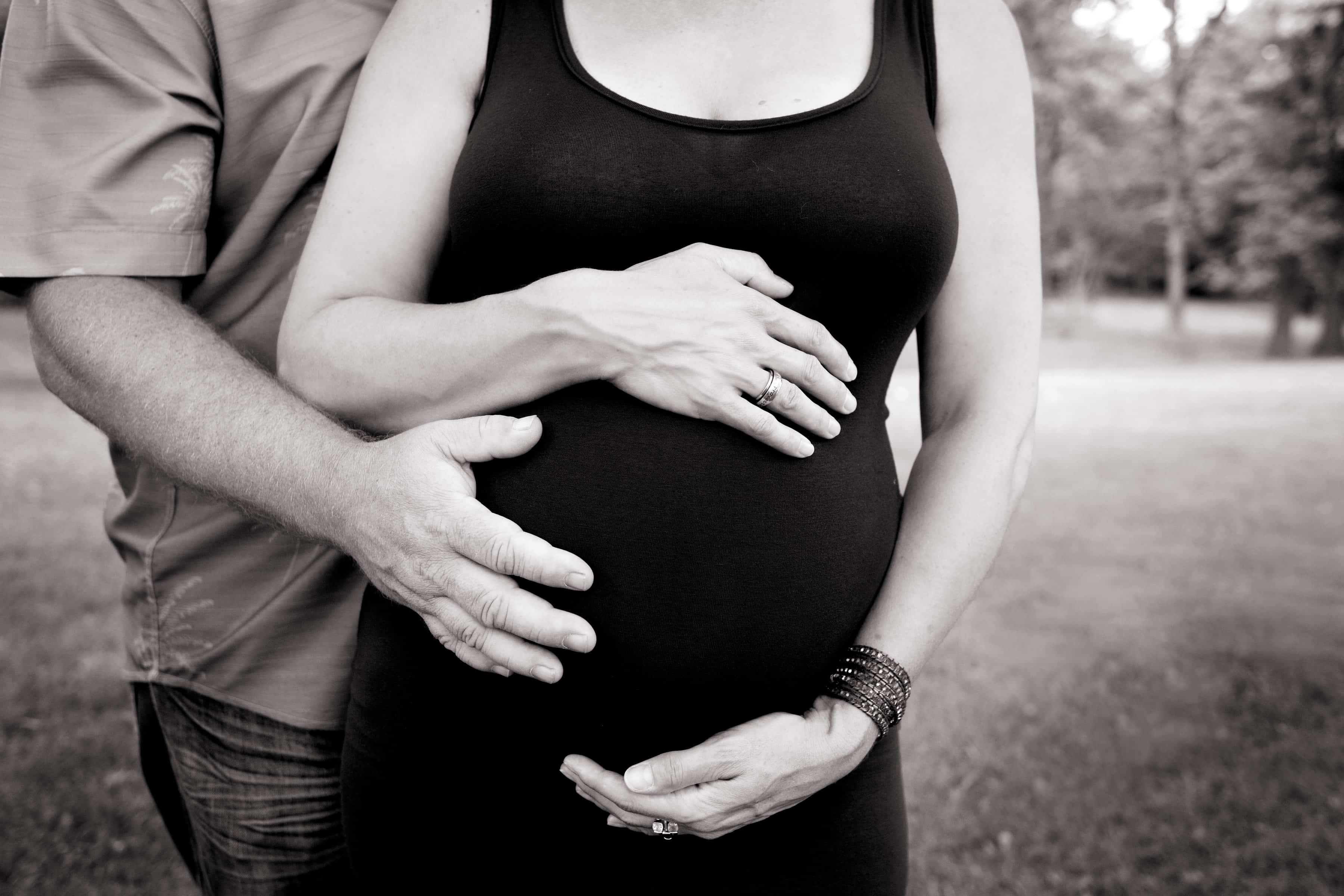 ivf pregnancy, maternity photos