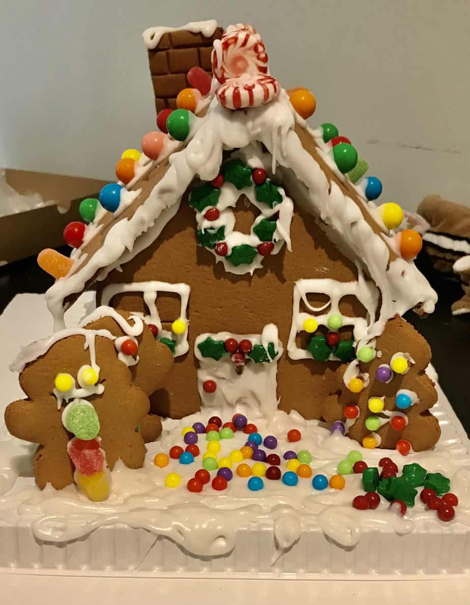 fun family christmas traditions gingerbread house