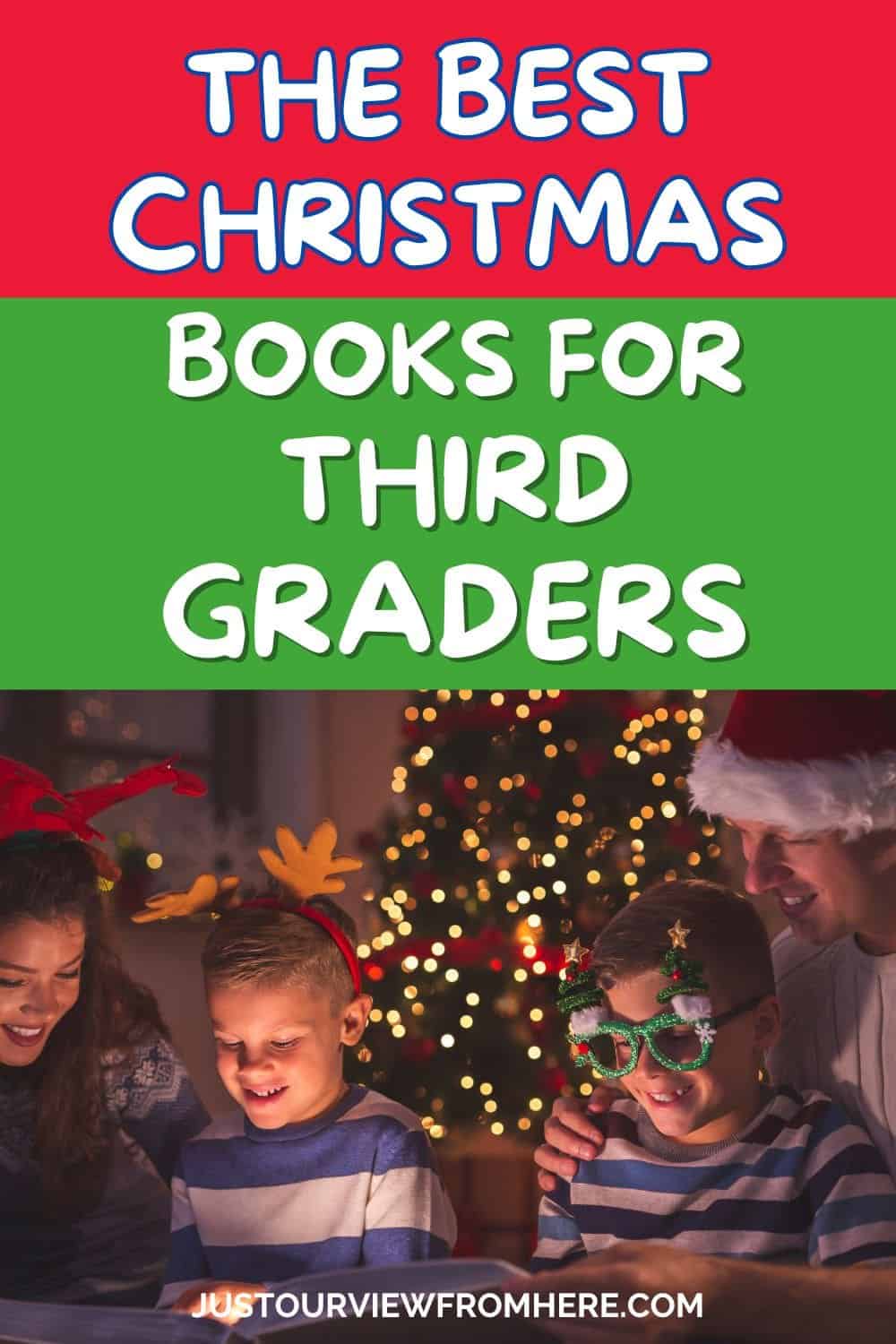 KIDS AND PARENTS READING IN FRON OF CHRISTMAS TREE, TEXT OVERLAY BEST CHRISTMAS BOOKS FOR THIRD GRADERS