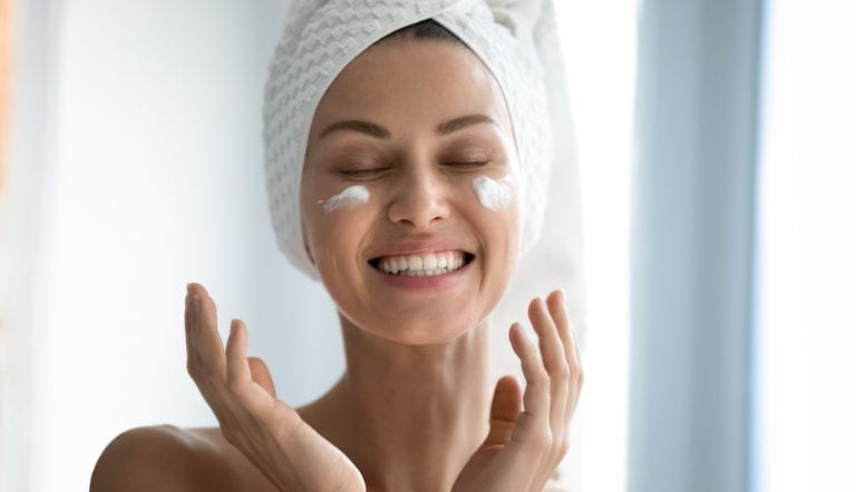 simple morning skincare routine for women over 40 mature skin